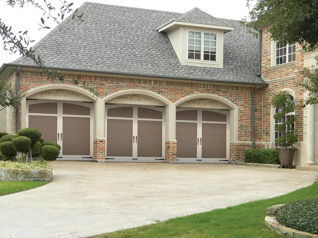 Common and Custom Residential Garage Doors Sizes